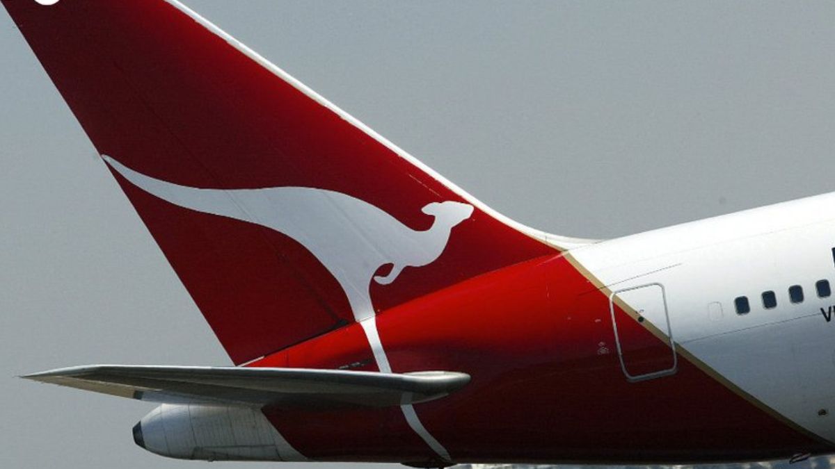 Qantas Plane With 100 Passengers Onboard Lands Safely In Sydney After